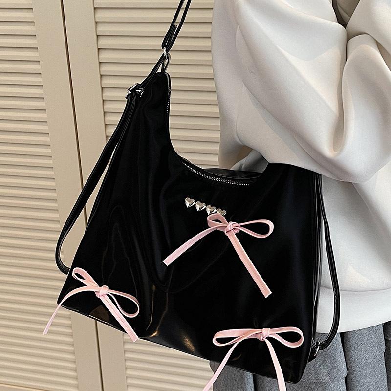 Korean version of large-capacity multi-purpose tote bag women's new trendy bow shoulder bag crossbody fashion commuter backpack