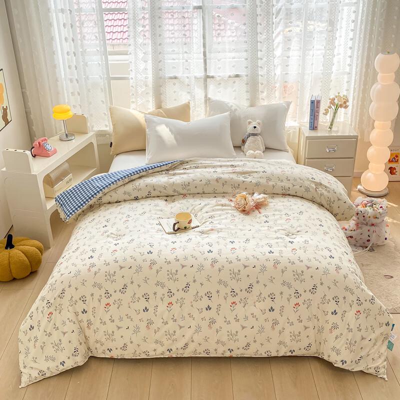 Xiao Yue Ya Class A Cartoon Xinjiang Cotton Quilt