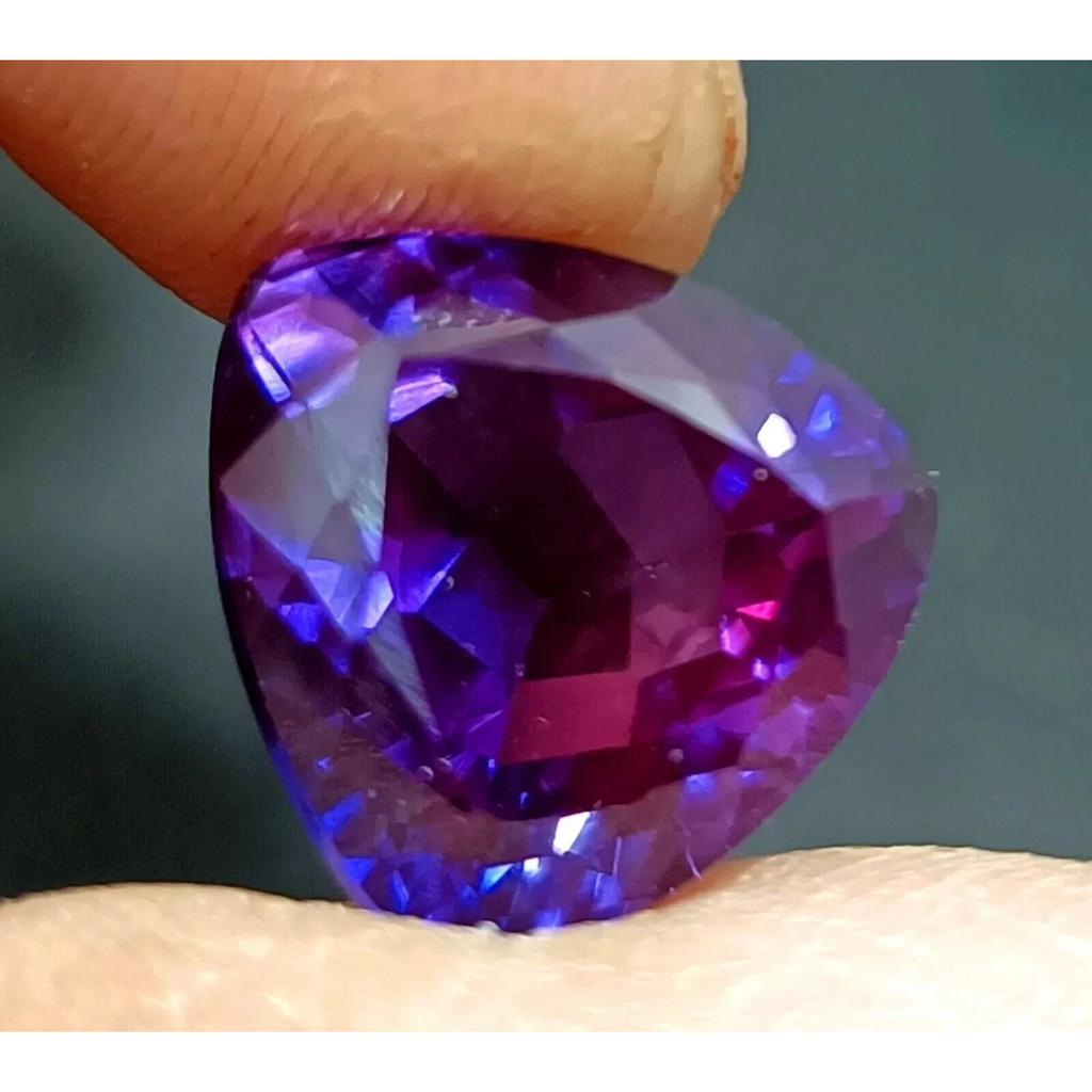 Natural Purple Blue Trillion Sapphire Ceylon 10-12 Ct Beautiful Gemstone