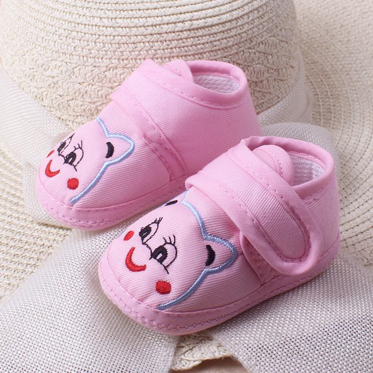 Spring & Autumn Non-slip Baby Walker Shoes - Cute Cartoon Bear Infant Shoes