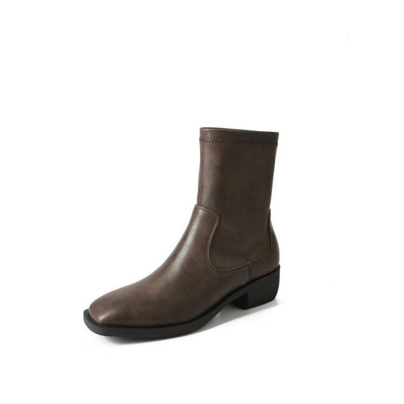 Autumn and winter women's leather Martin boots solid color medium heel comfortable sleeve versatile cowhide medium boots new square heel boots