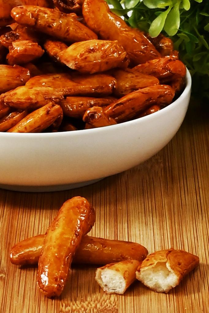 Kakinotane Kakinotane Large Capacity the crunchy texture of each delicious perfect for commercial a spicy snack to go with alcohol Domestically Grown