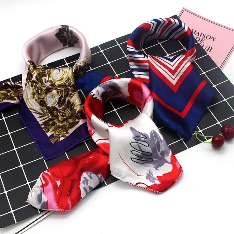 3 balení malých hedvábných šátků korejská verze všestranný podzimní dekorativní malý čtvercový šátek hedvábný šátek malý šátek