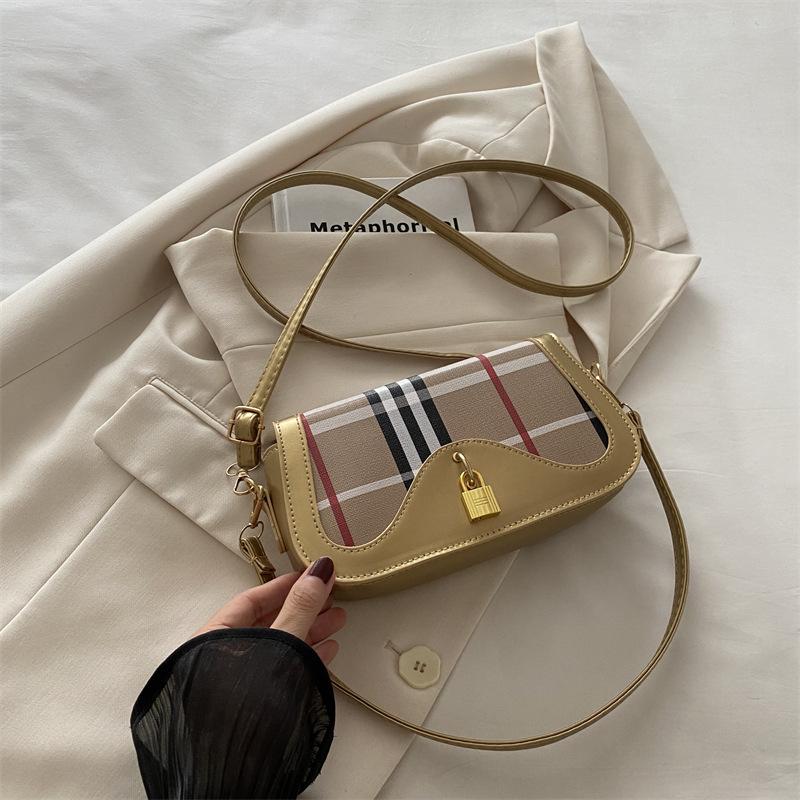 Fransız niş koltuk altı çantası ekose kontrast renk omuz askılı küçük kare çanta basit retro kilit kadın çantası