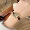 Neue Leder Leopardendruck Vintage Luxus Damen Quarz Uhr, High-End Damen Armbanduhr, Zeitmesser und Zubehör.