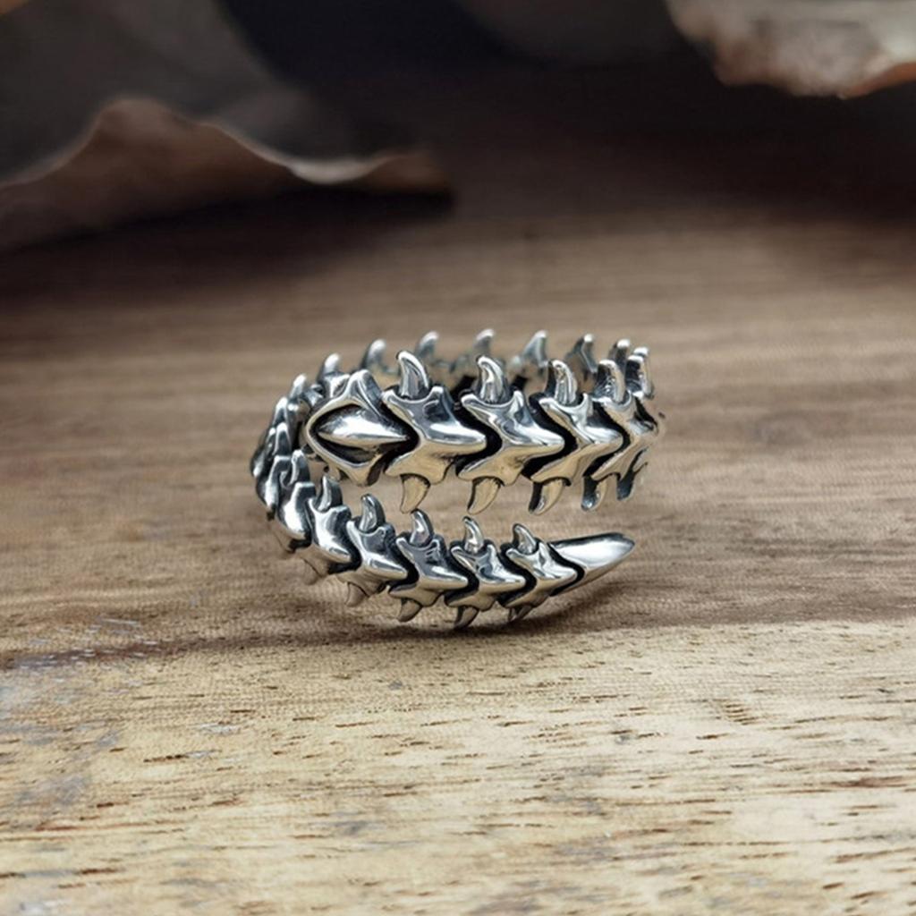 Retro Gothic Fish Bone Ring Creative Spine Ring Party Jewelry for Friends Te