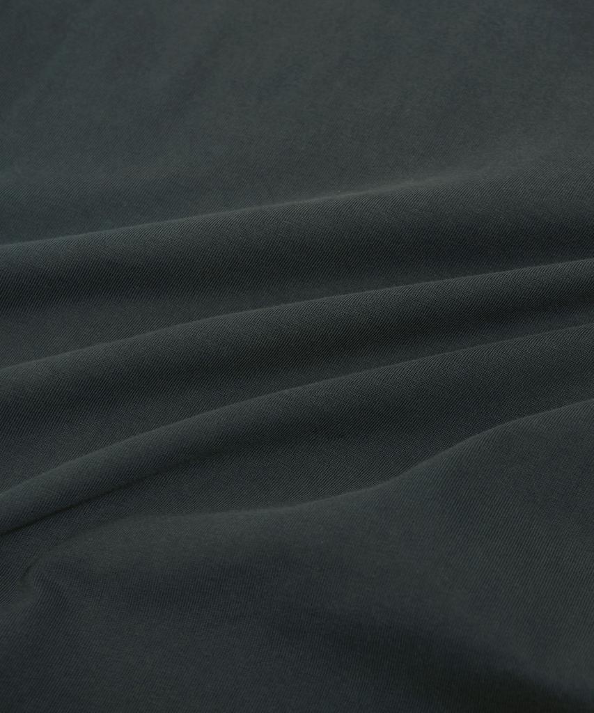PHYSICAL DEPARTMENT Rose Spray Short Sleeve T-Shirt_Charcoal