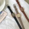 Einfache Retro-Design Uhren für Damen Lederarmbanduhr Damenmode Quadratische Damen Quarzuhr Damenuhren Reloj De Mujer
