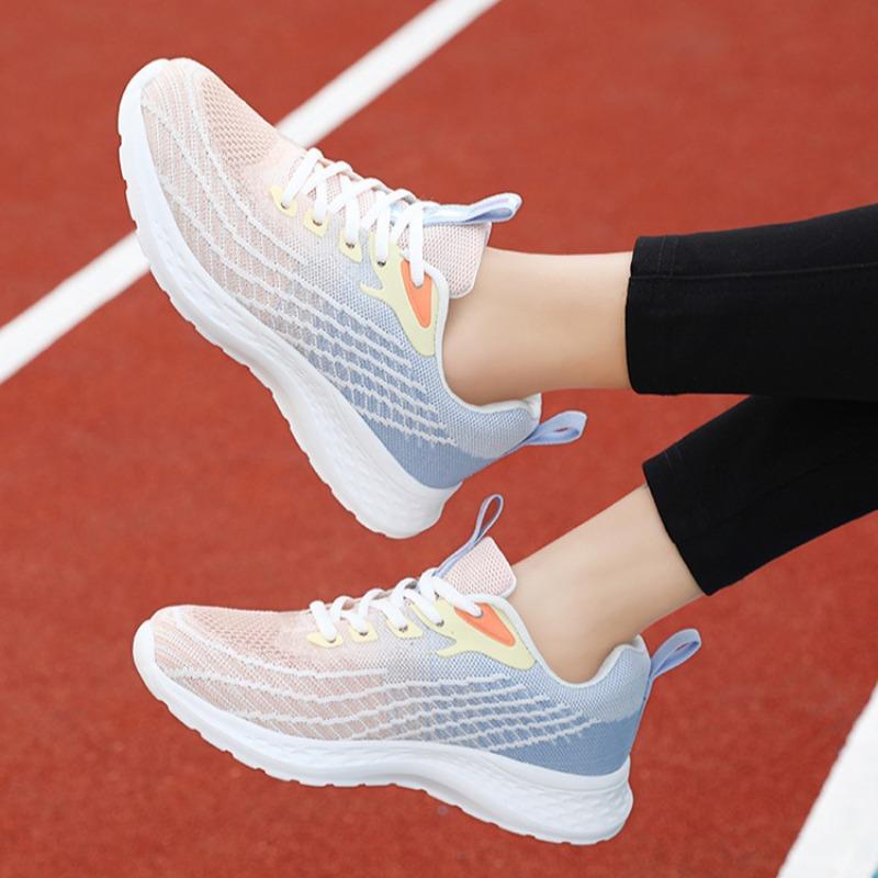 Women's Spring New Mesh Breathable Non-slip Sports Shoes