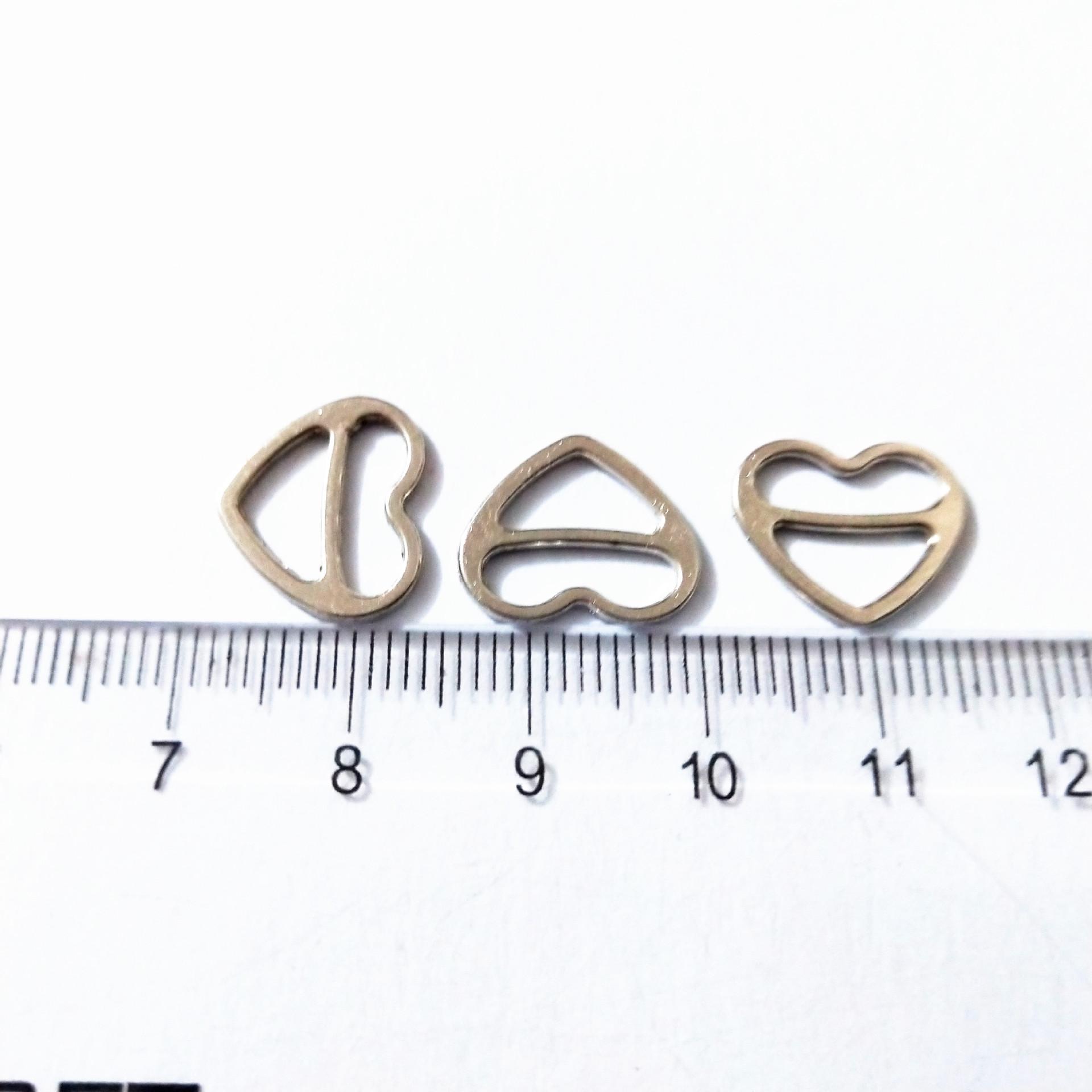

Heart-Shaped Alloy Buckle for Swimsuits, Lingerie, Shoes, and Clothing