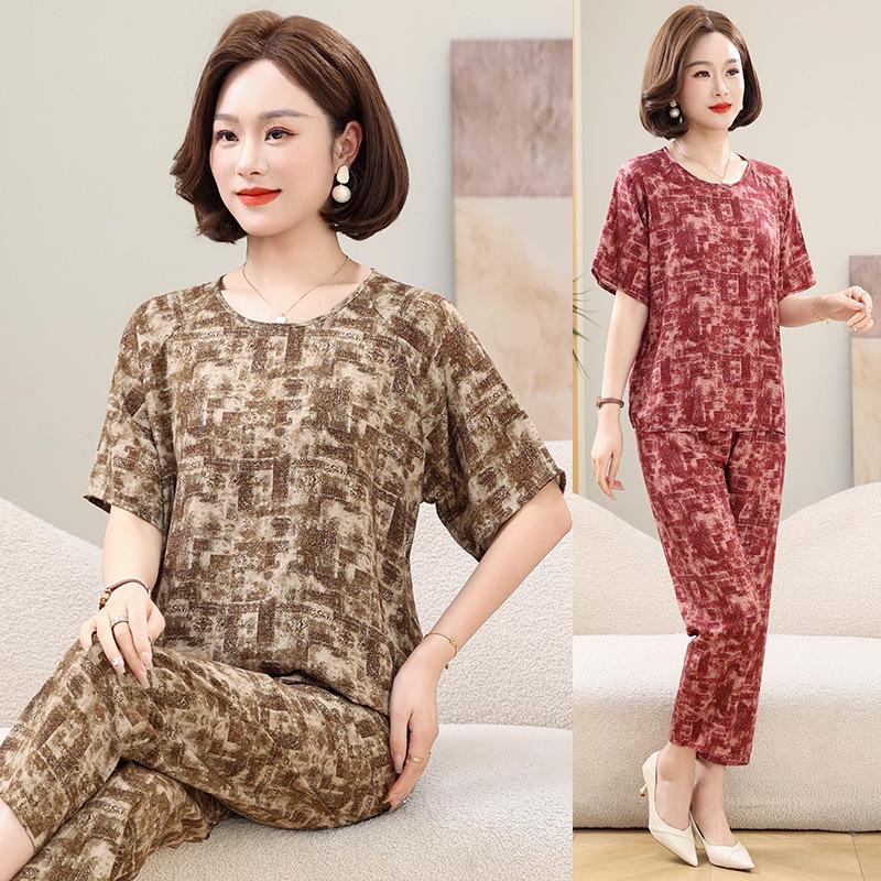 Plus Size Women's Summer Cotton Pajama Set - Short-Sleeved Homewear for Middle-Aged & Elderly