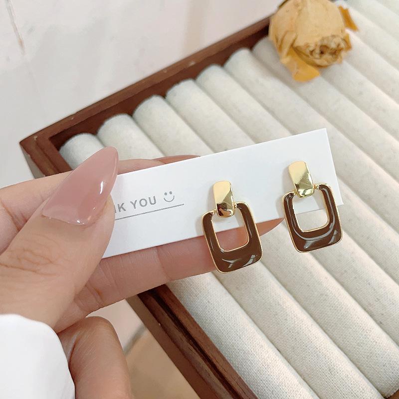 Vintage Hollow Brown Square Drop Earrings for Women Geometry Metal Earrings Trend Classic Women's Wedding Party Jewelry