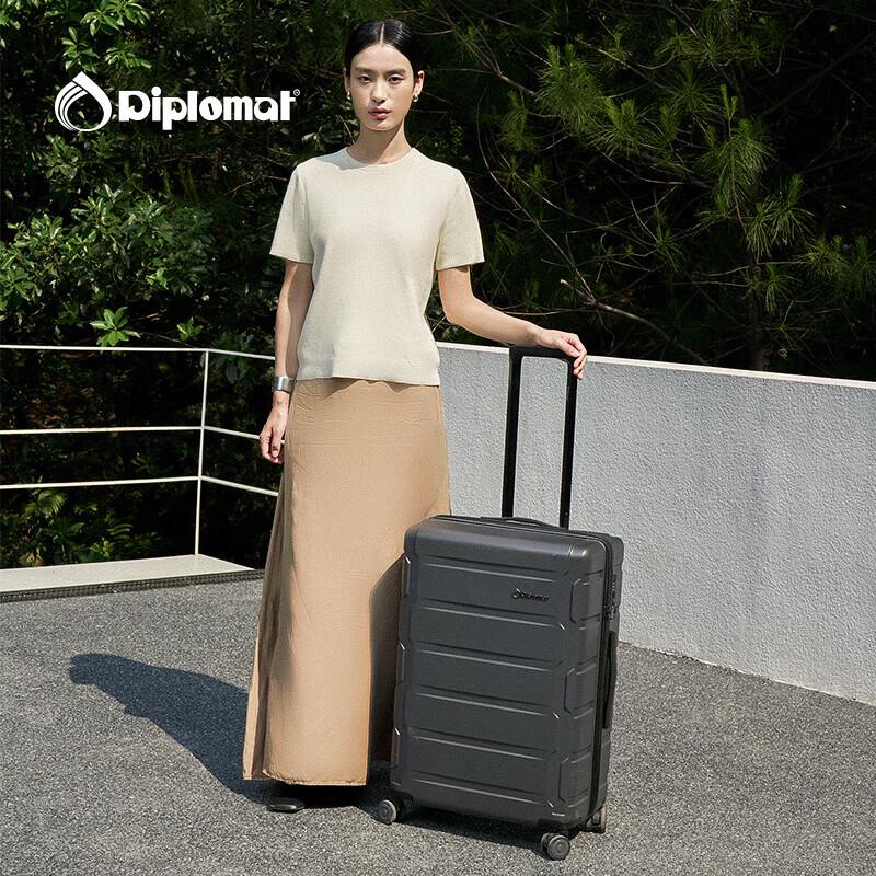 Diplomat TC-26082 Hardshell Carry-On Luggage 20 inch