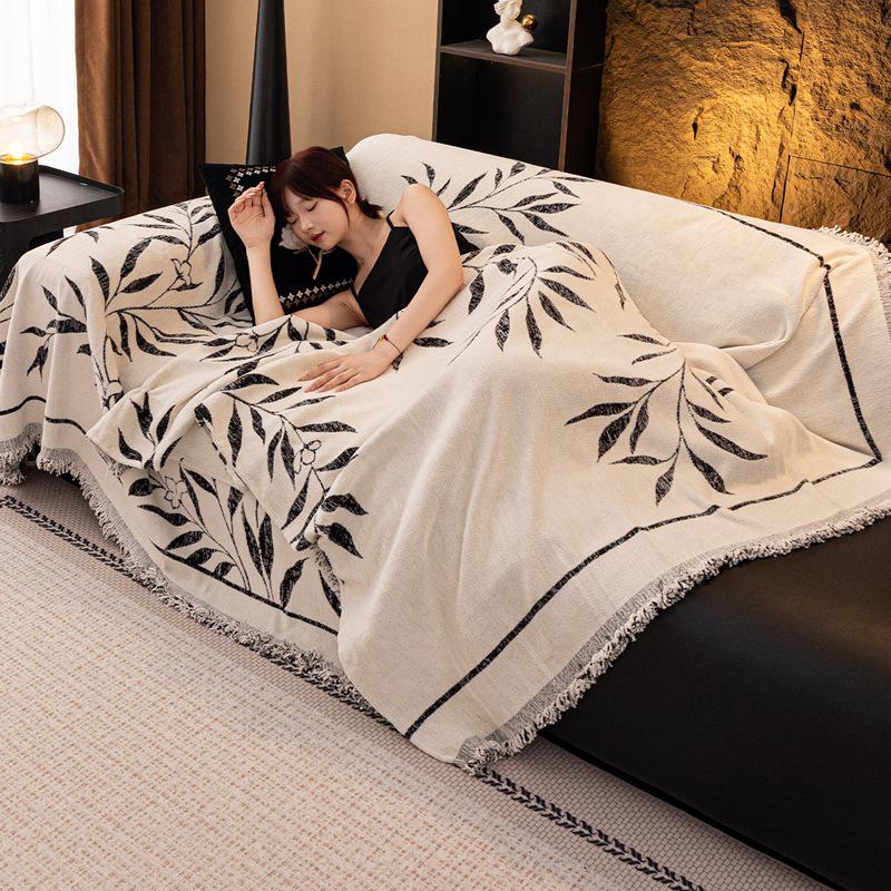 Chenille All-Season Universal Sofa Cover - Anti-Scratch, One-Piece Full Cover Blanket Cushion