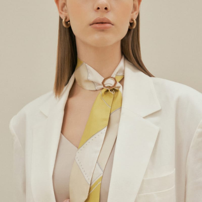 Saint Luxure 2 color