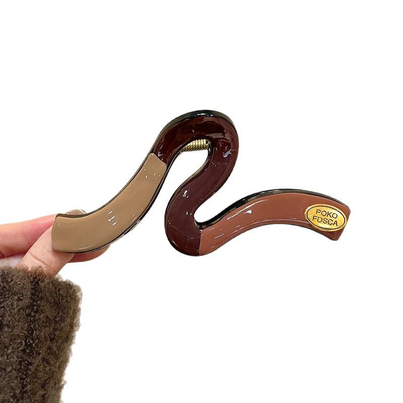 Korean Retro Large Claw Clip for Thick Hair - High-End Updo Hair Claw Clip 2025