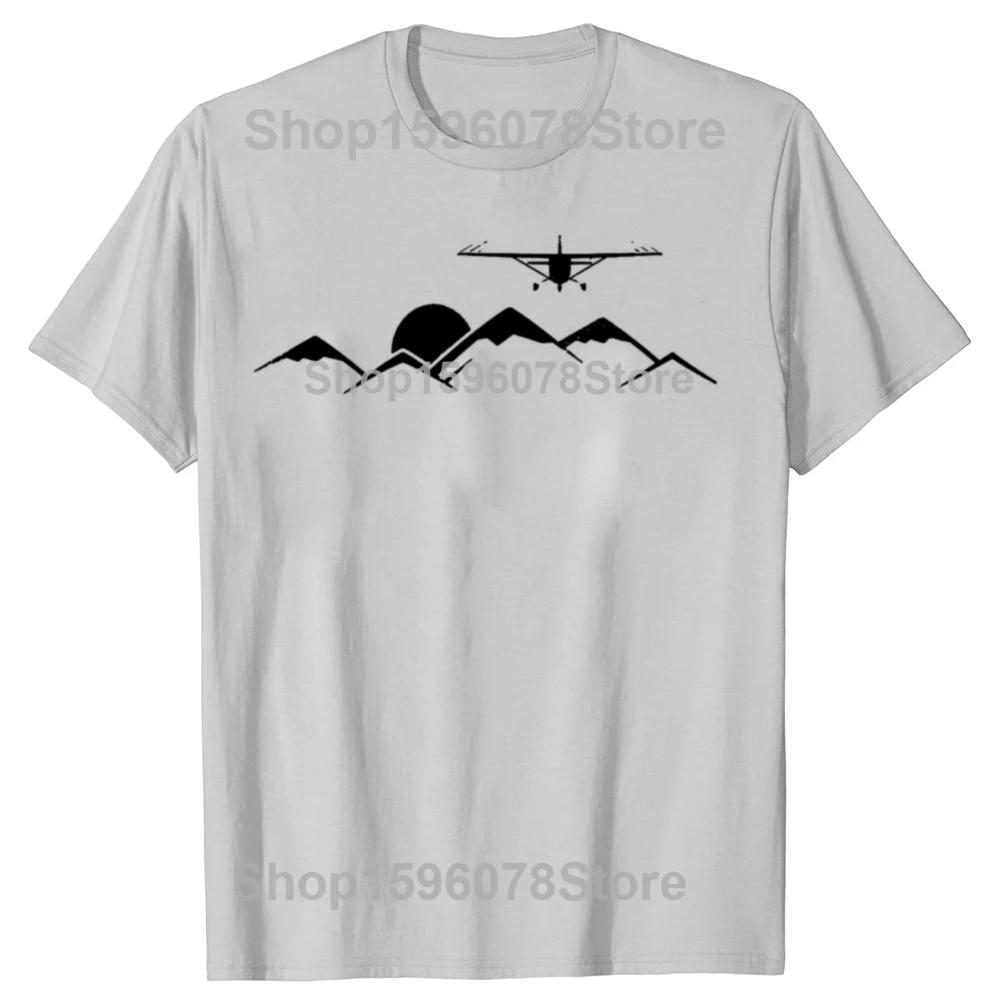 Lustiges Flugzeug über Bergen Geschenk für Piloten T-Shirts Herren Baumwolle Humor Streetwear T-Shirt Kurzarm Unisex Lockere Kleidung