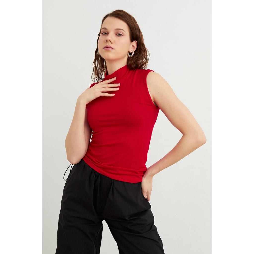 Dámské bílé tělo bez rukávů