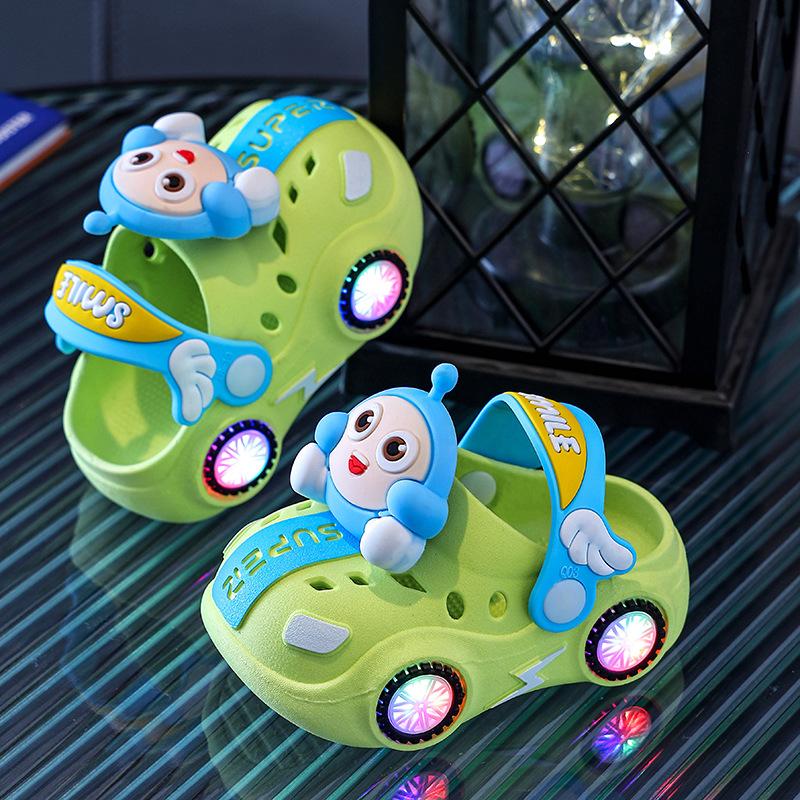 Children's Slippers Summer Girls Baby Car Shiny Light Indoor Soft Sole Non-Slip Sandals Boys Egg Cartoon Clog Shoes