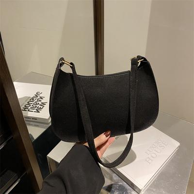 Niche Design Single Shoulder Underarm Bag Women's 2025 New Trendy Winter Fashion Texture Foreign Style Crescent Bag
