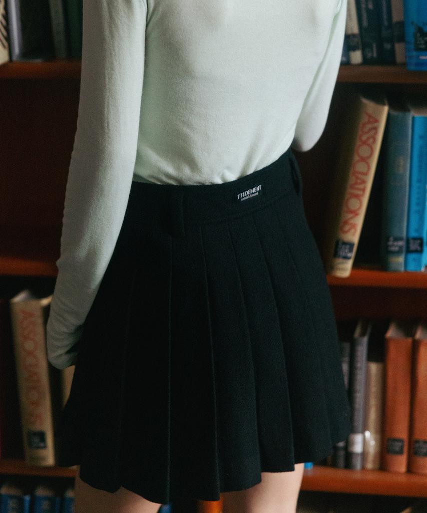 Tudument Tailored Wool Mini Skirt Black