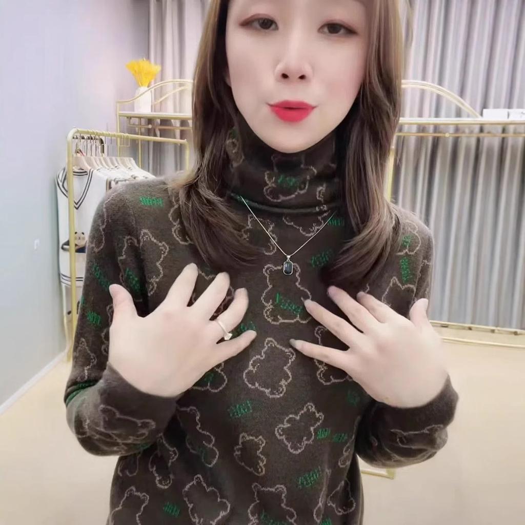 Turtleneck bottoming shirt women's velvet thickened autumn and winter foreign style warm long-sleeved bear t-shirt women's top