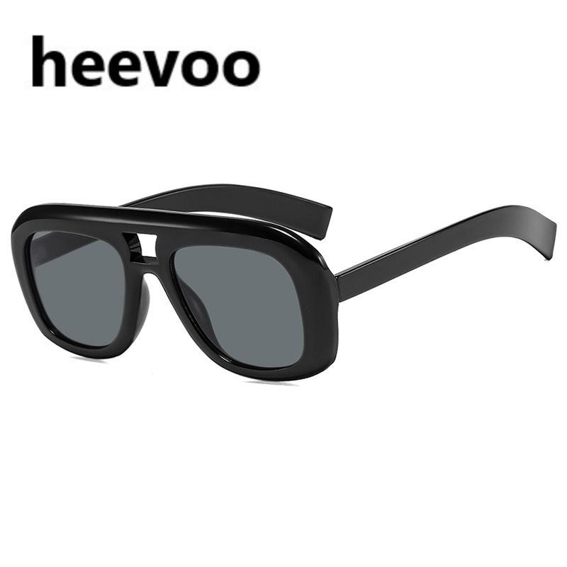 

New Y2K Style Sunglasses Women Oversized Glasses for Men Retro Gradient Brown Square Eyeglasses UV400 only 1pcs sunglasses черный серый