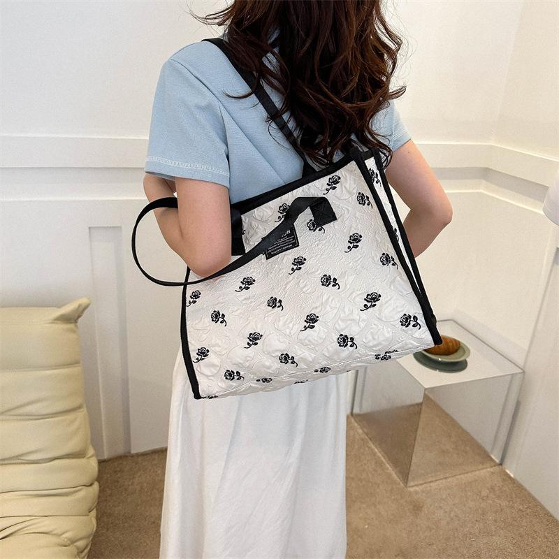 Casual Large-capacity Bag 2025 New Women's Bag Fashion Commuter Bag Shoulder Bag Popular Casual Portable Tote Bag