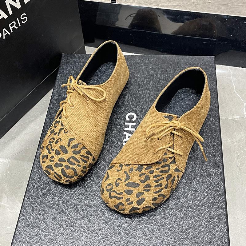 Foreign Trade Single Shoes Women's Autumn Leopard Print European and American Pointed Thick Heel Large Size Loafers 2025 New Casual Shoes One Pedal
