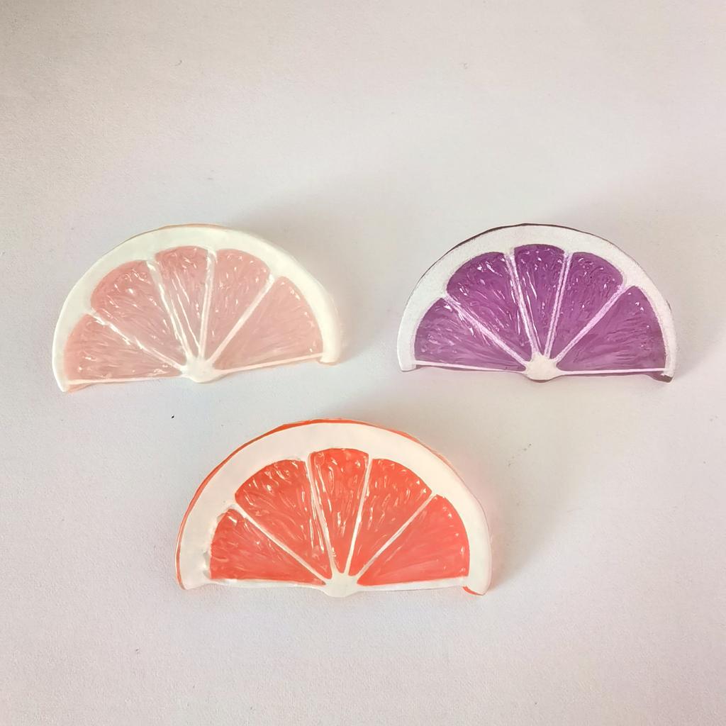 New Sweet 100Pcs Colorful Lemon Fruit Slice Resin Flatback Cabochons Realistic Orange Slices Food Model for Jewelry Making DIY