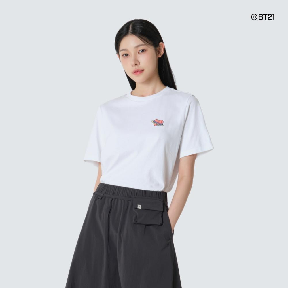 [Snowpeak] [snowpeak I BT21] Women's Semi-Crop Short-Sleeve T-shirt White (S26MWFTS91)