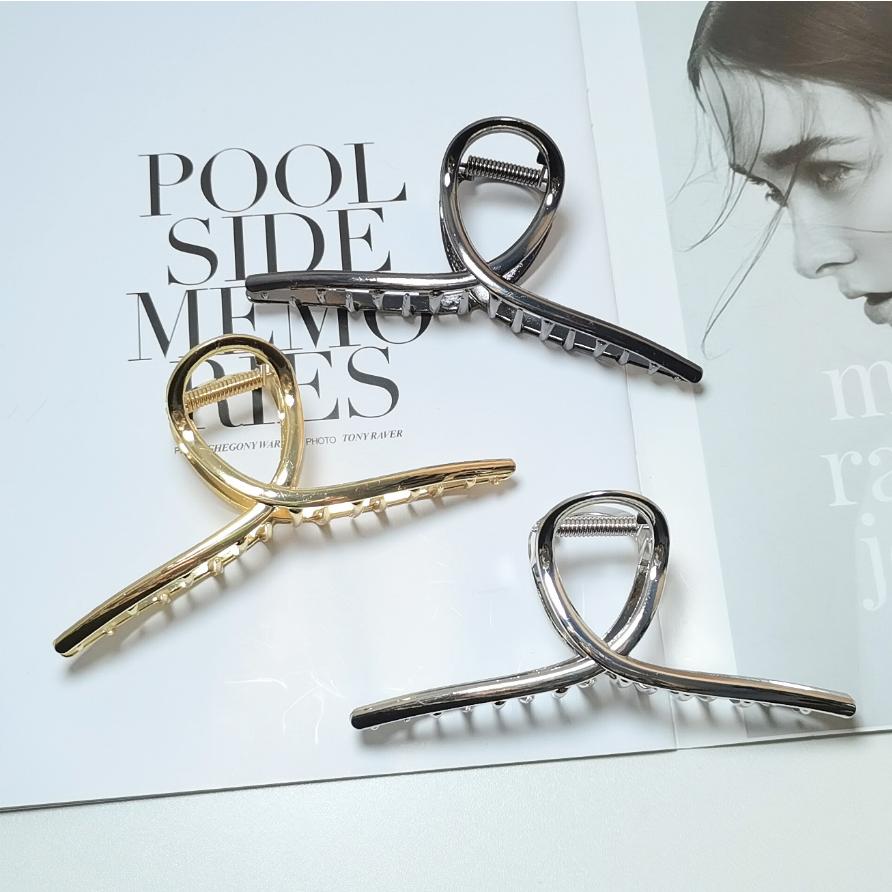 Elegant Gold Silver Hollow Geometric Metal Hair Claw For Women Long Thick Hair Holder Hair Claw Clip Fashion Hair Accessories