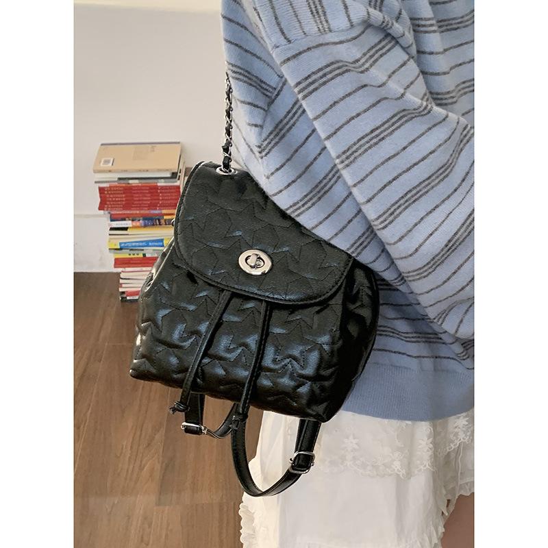 Korean Xiaoxiangfeng Diamond Chain Backpack Bag Women's 2025 New Fashion Versatile Korean Version Casual Bucket Bag