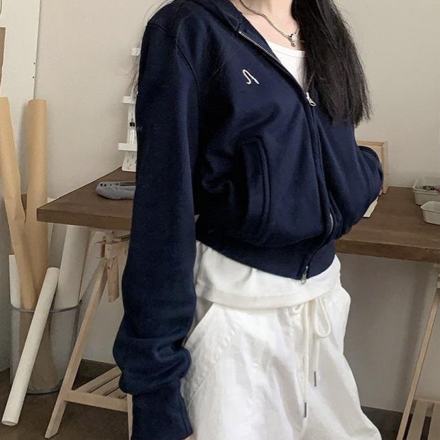 

Укороченная толстовка с капюшоном и длинными рукавами для женщин Осень Нишевый дизайн Кардиган на молнии Топ 2XL