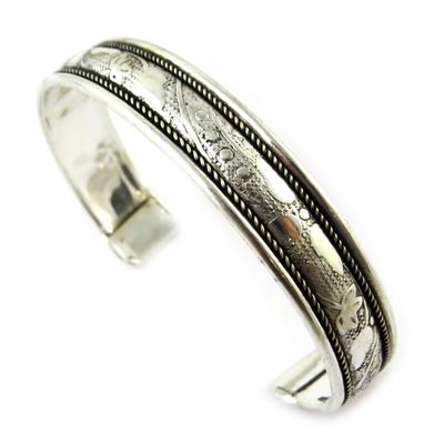 [N8075] – Silbernes Designer-Armband „Cleopatra“.