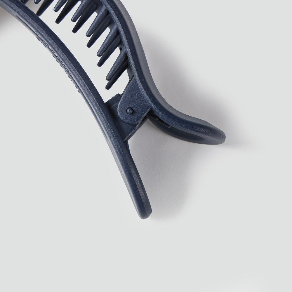 Hair clip for hair extensions