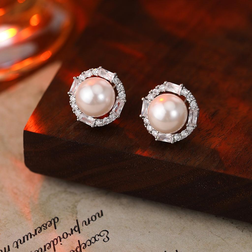Premium Pearl Stud Earrings S925 Silver Needle Elegant Exquisite Earrings Retro Temperament Versatile Earrings