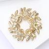 Simulation Pearl Leaf Wreath Brooch for Women Unisex Plant Lapel Pins Party Accessories Valentine's Day Gifts