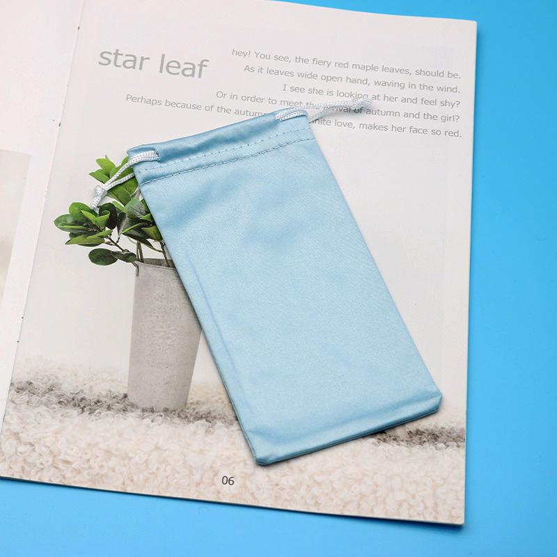 

Microfiber Eyeglasses Bag Sun Bag Portable Cloth Bag Sunglasses Sunglasses Bag Simple Loading Glasses Storage Bag небо синє кольору