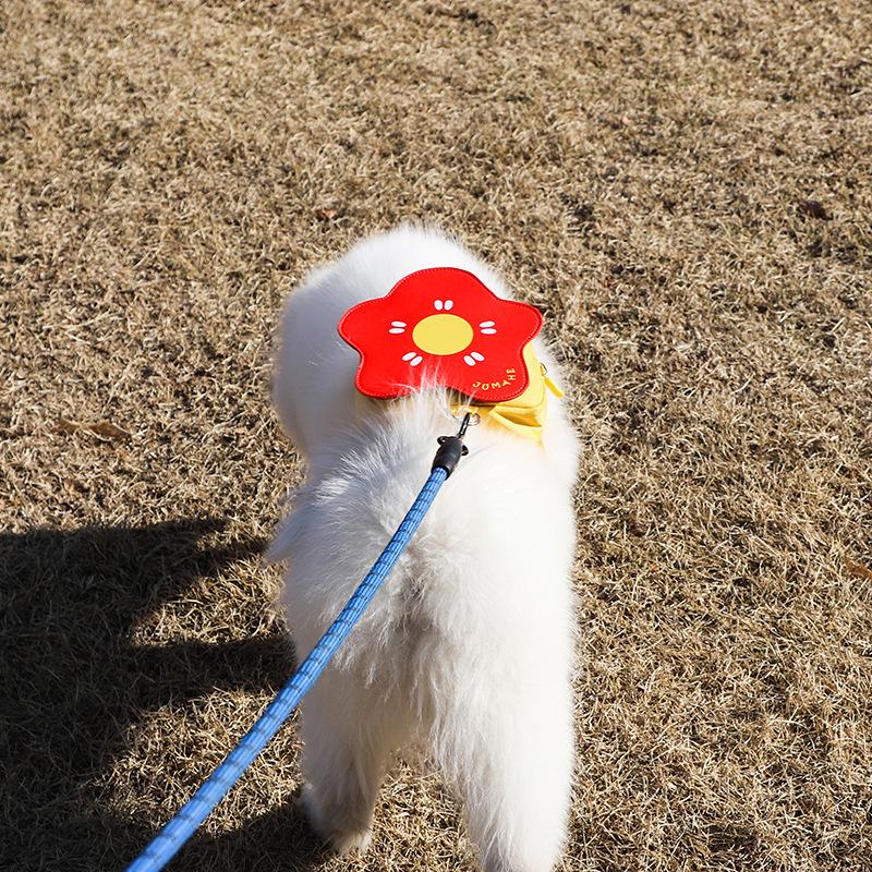 Pet bag, pet self-backpack, dog bag, dog going out to walk the dog, snack bag, mini bag, can be hung with a leash.