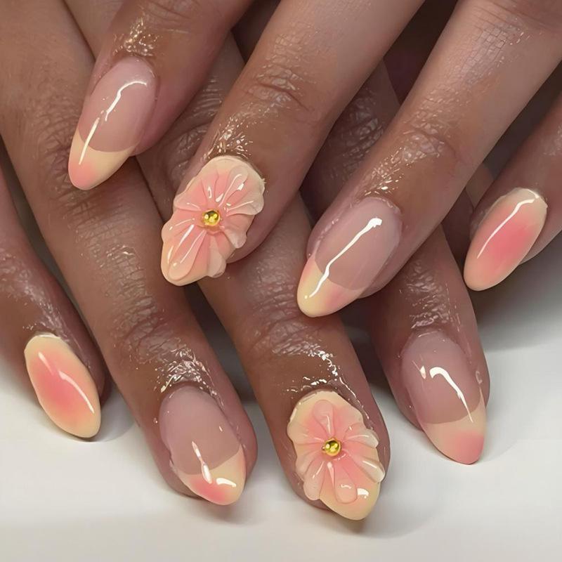 Yellow Gradient 3D Resin Flower Wearable Nail Tips