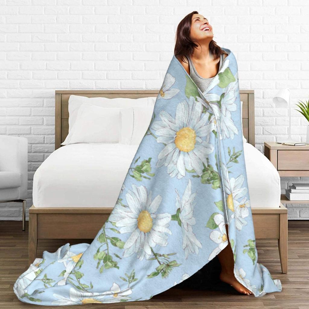 VIKAMA Healing Daisy Blanket White Flowers Green Plants Print Cozy Decor for Bedroom Sofa Naps Machine Washable