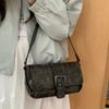 Niche Retro Underarm Bag, Single-shoulder Bag Versatile Small Square Bag Fashionable Crossbody Bag