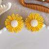 Cute Handmade Woven Sunflower Clip Earrings Raffia Flower Ear Clip for Women Beach Vacation Jewelry Gift Accessories Gifts