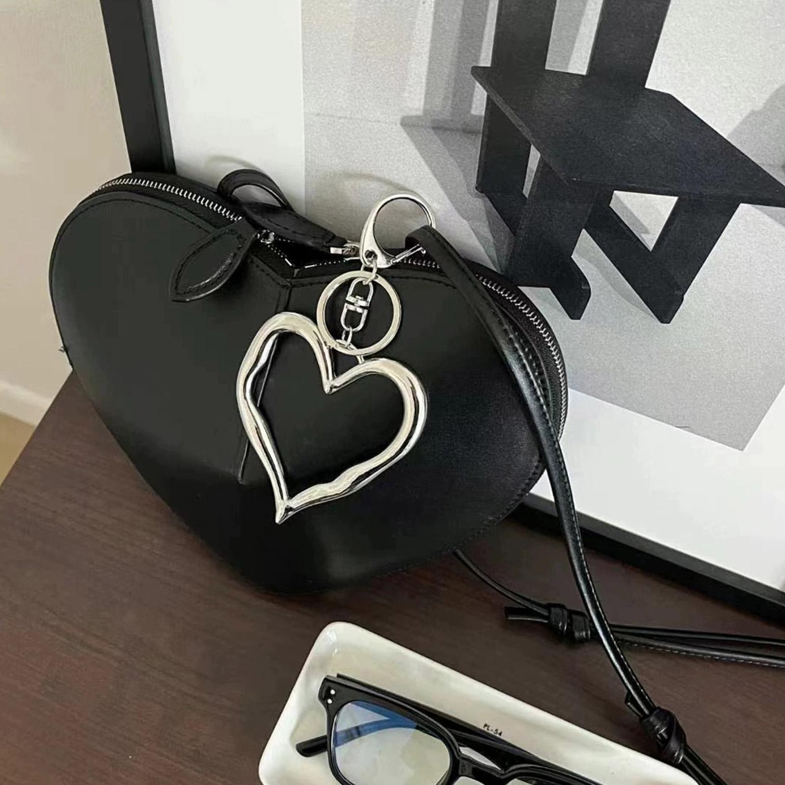 Уникальный брелок в форме сердца с элегантным текстурированным полым прочным сплавом — фото 3