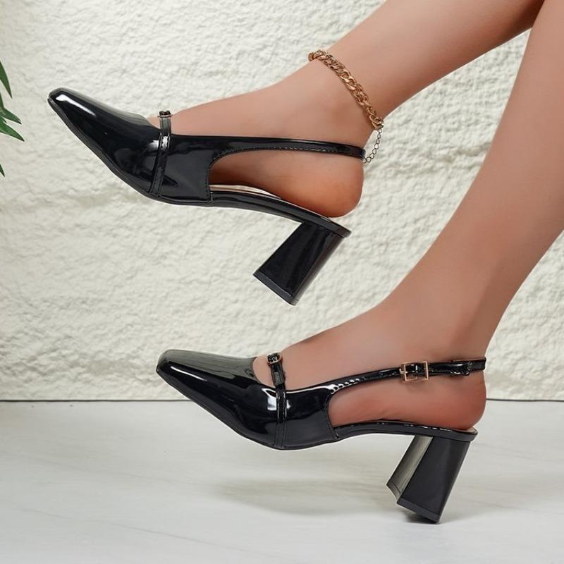 Vielseitige Schnallenrückseite Leere Hohe Absätze Damen 2026 Neue Baotou Sandalen Blockabsatz Einzelne Schuhe