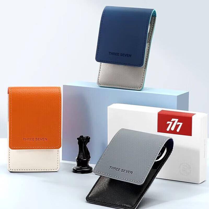 THREE SEVEN (777) 4-Piece Manicure Set