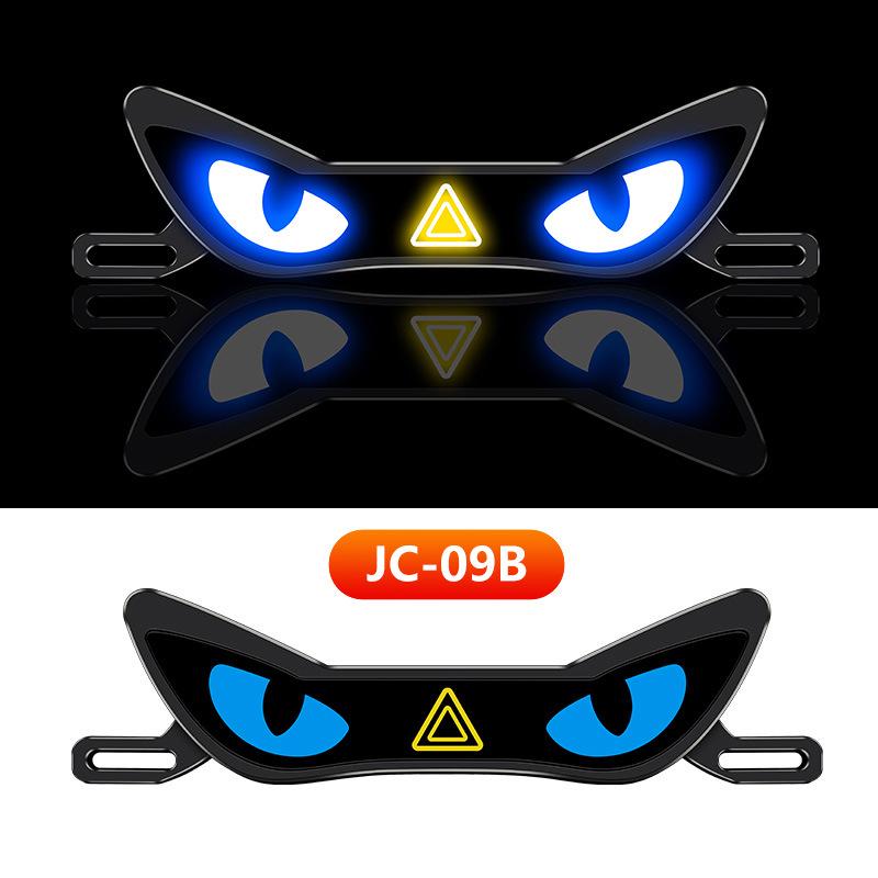 Devil's Eye Universal Motorcycle License Plate Light – Anti-Tailgating Dynamic Expression