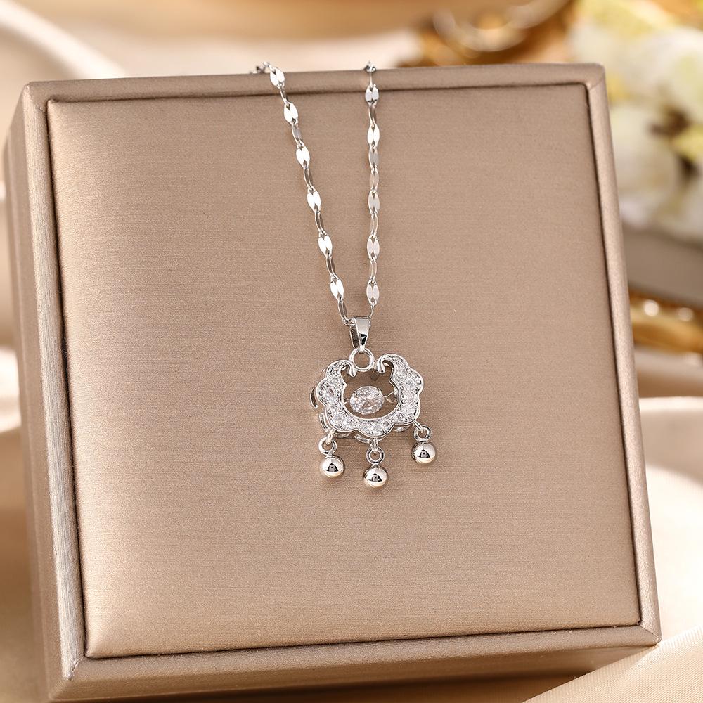 Women's Silver Titanium Steel Necklace with Micro-Inlaid Zircon - Elegant, Durable Clavicle Chain Jewelry