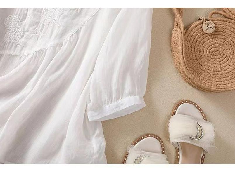 Women's 2023 Literary Embroidered Cotton Linen Blouse - Summer Loose Round Neck Pleated Pullover Top